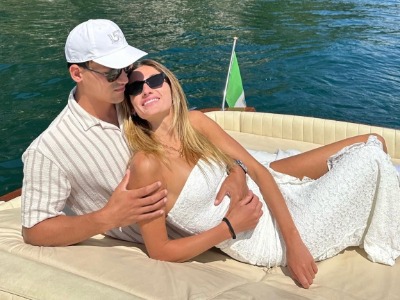 Darby Galen Dempsry's sister Talula Fyfe Dempsey with her boyfriend.